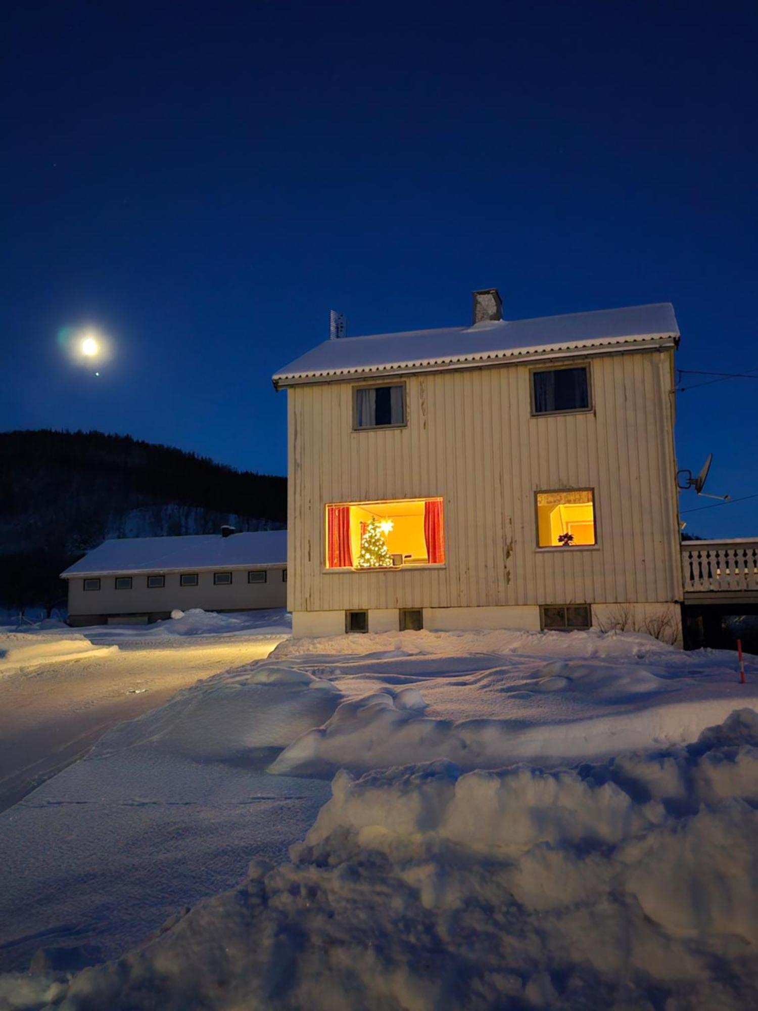 Tonsvik Enebolig Villa Tromsø Buitenkant foto